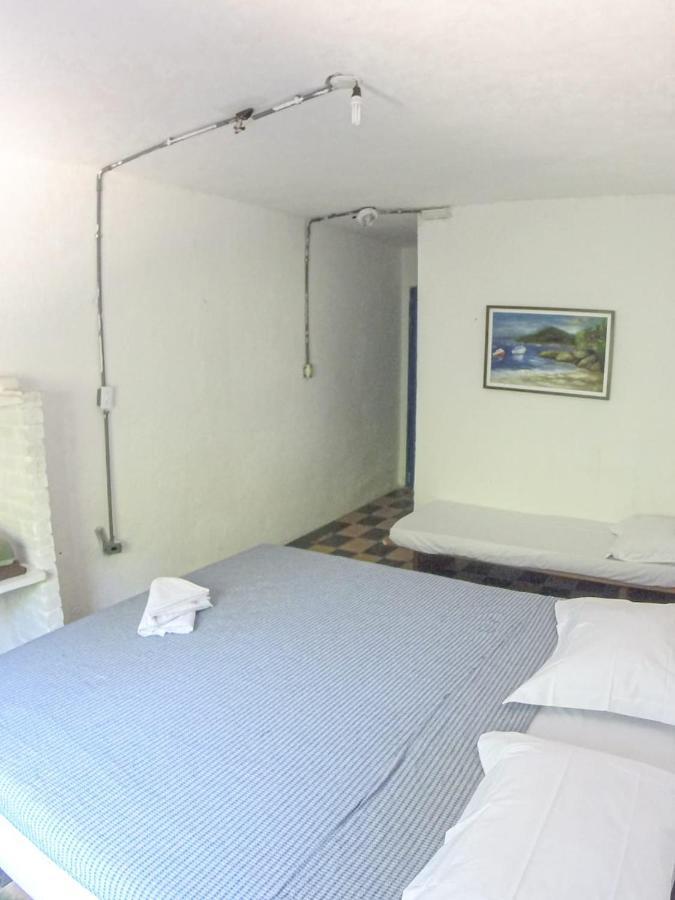 Pousada La Pionera Vila do Abraao Ngoại thất bức ảnh