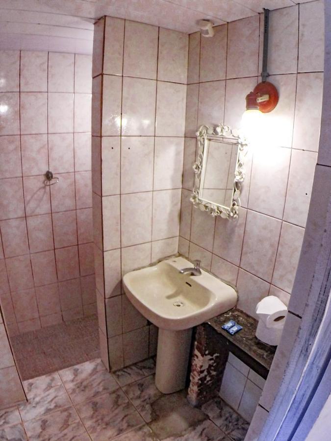 Pousada La Pionera Vila do Abraao Ngoại thất bức ảnh